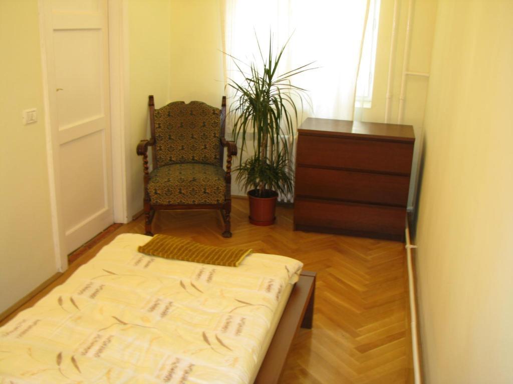 Central Apartments Of Будапеща Екстериор снимка