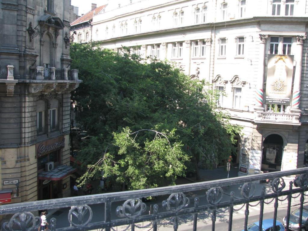Central Apartments Of Будапеща Екстериор снимка