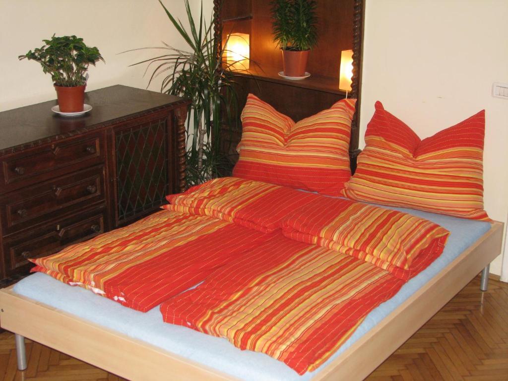 Central Apartments Of Будапеща Стая снимка